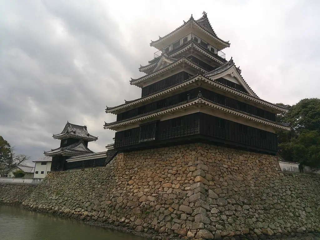 中津城 全景