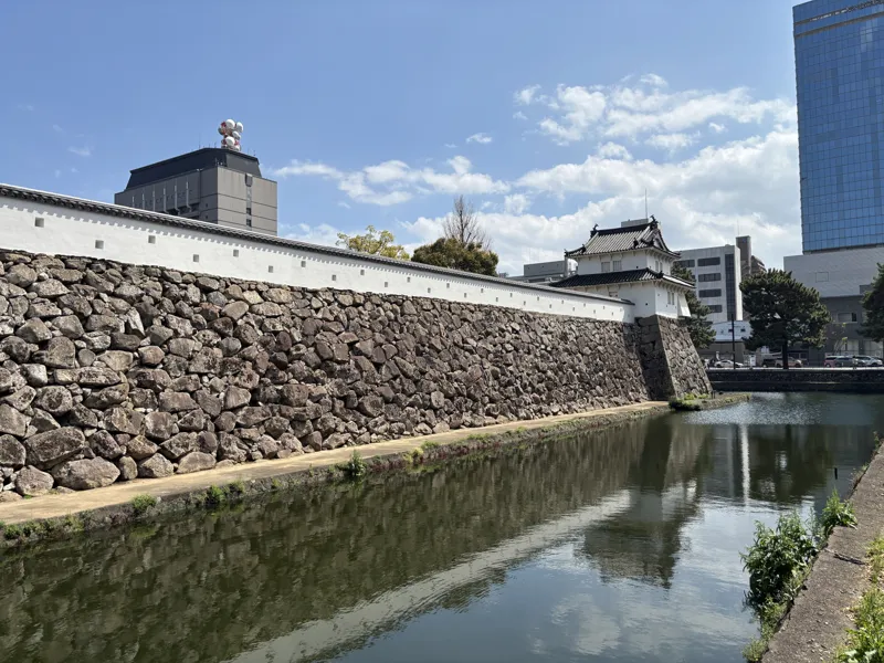 府内城 水堀と石垣